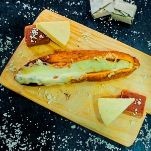 Maduro con bocadillo y queso_1